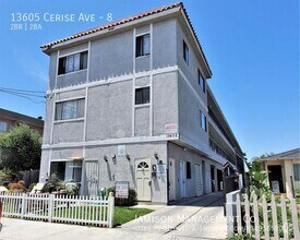 Building Photo - 13605 Cerise Ave