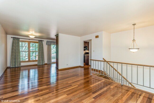 Foto del edificio - 1121 Needham Rd