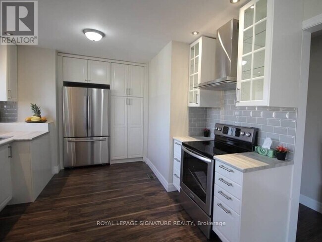 Photo du bâtiment - 18 Independence Dr