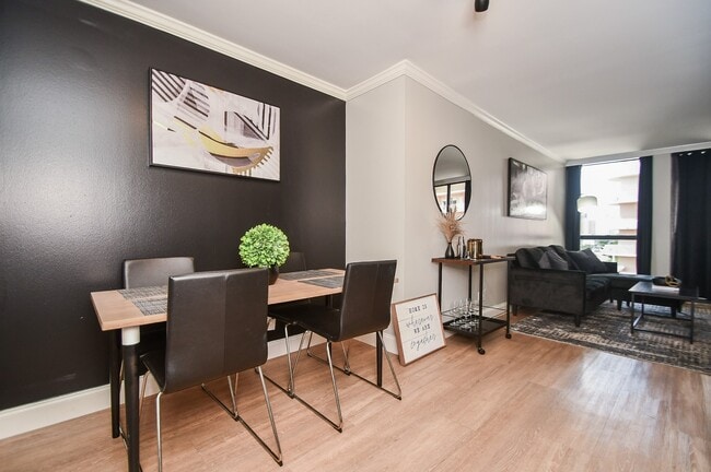 Foto del edificio - 3525 Sage Rd