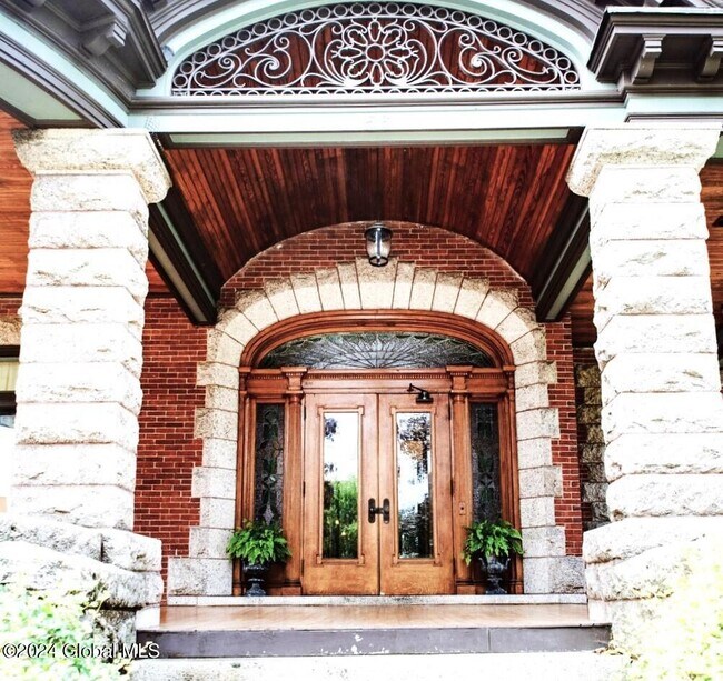 Foto del edificio - 56 Union Ave