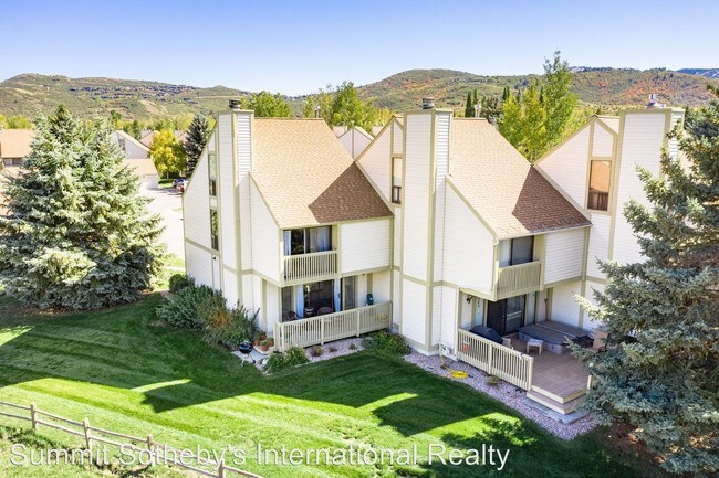 Building Photo - 2 br, 3 bath House - 127 Yonex Court
