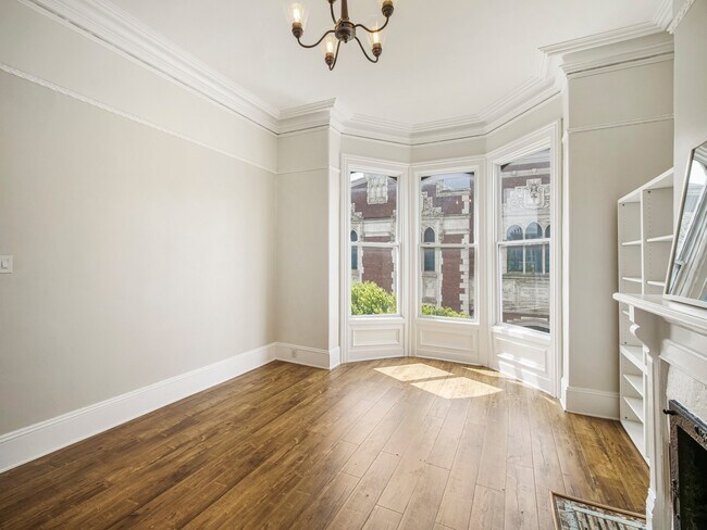 Foto del edificio - COMING SOON!  3br/2 ba in Perfect Pacific ...