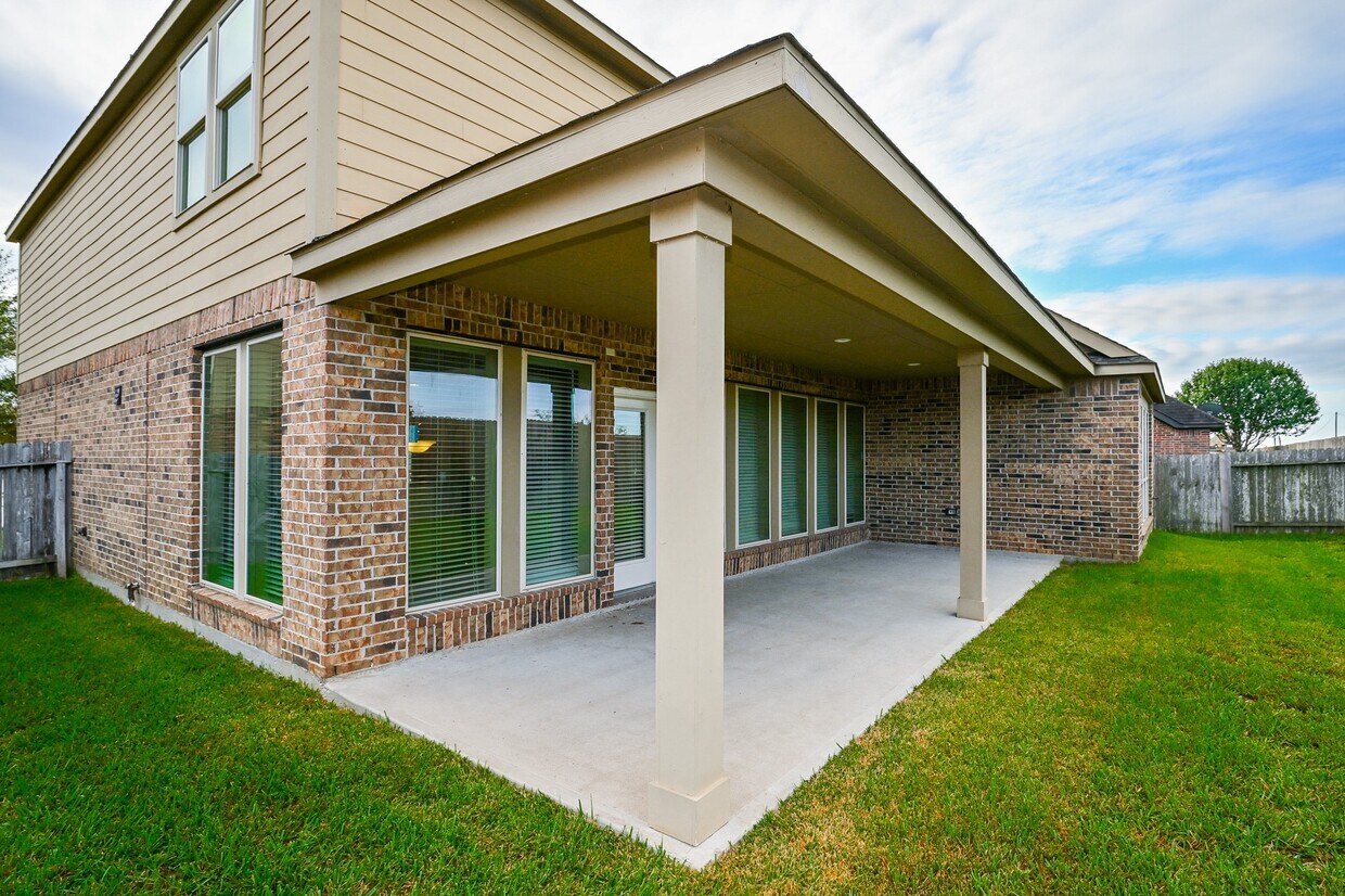 Foto principal - 11535 Elizabeth Brook Dr