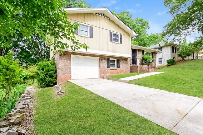 Building Photo - 3074 Menlo Park Dr