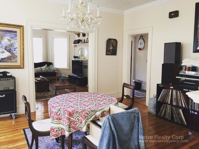 Foto del edificio - 88 Etna St