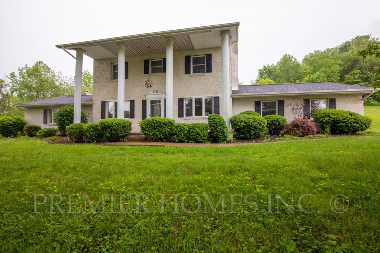 Primary Photo - Beautiful 3-Bedroom 2-Bath Home