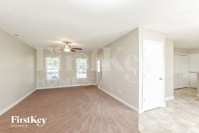 Foto del edificio - 7433 Sparkleberry Dr