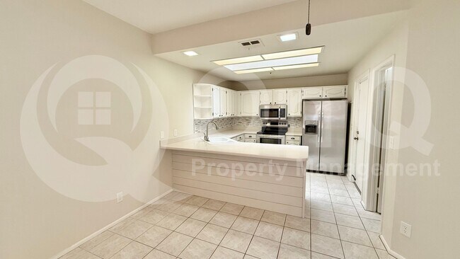 Building Photo - 10944 N 117th Pl