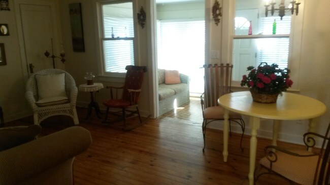 Foto del edificio - 152 Flomich St