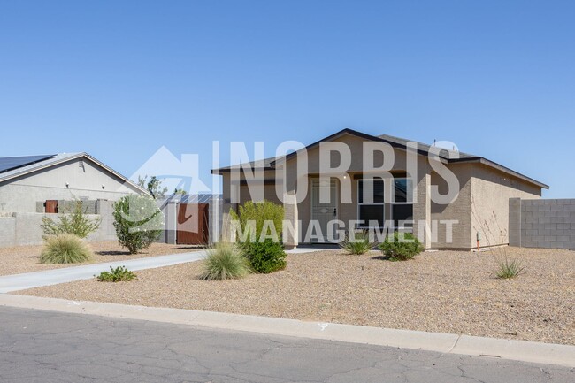 Building Photo - Nice New Home in Arizona City