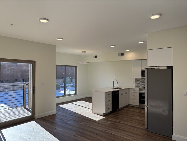 Foto del edificio - 156 Alpine Ln