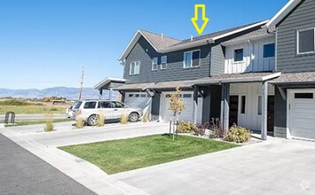 Building Photo - 4830 Flanders Way