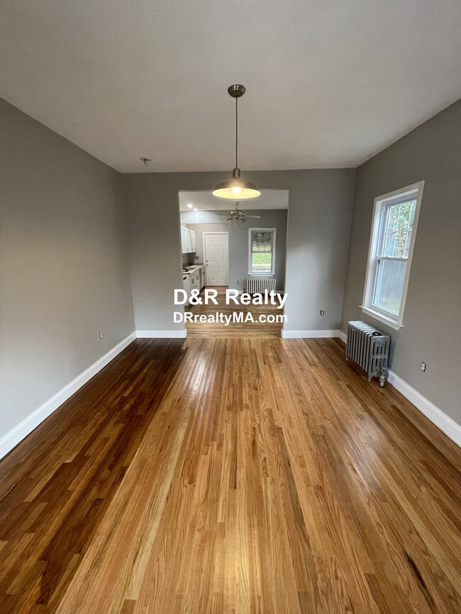 Building Photo - 134 Fremont Ave