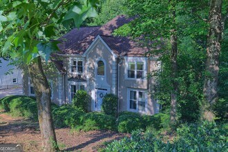 Building Photo - 12105 Wexford Overlook