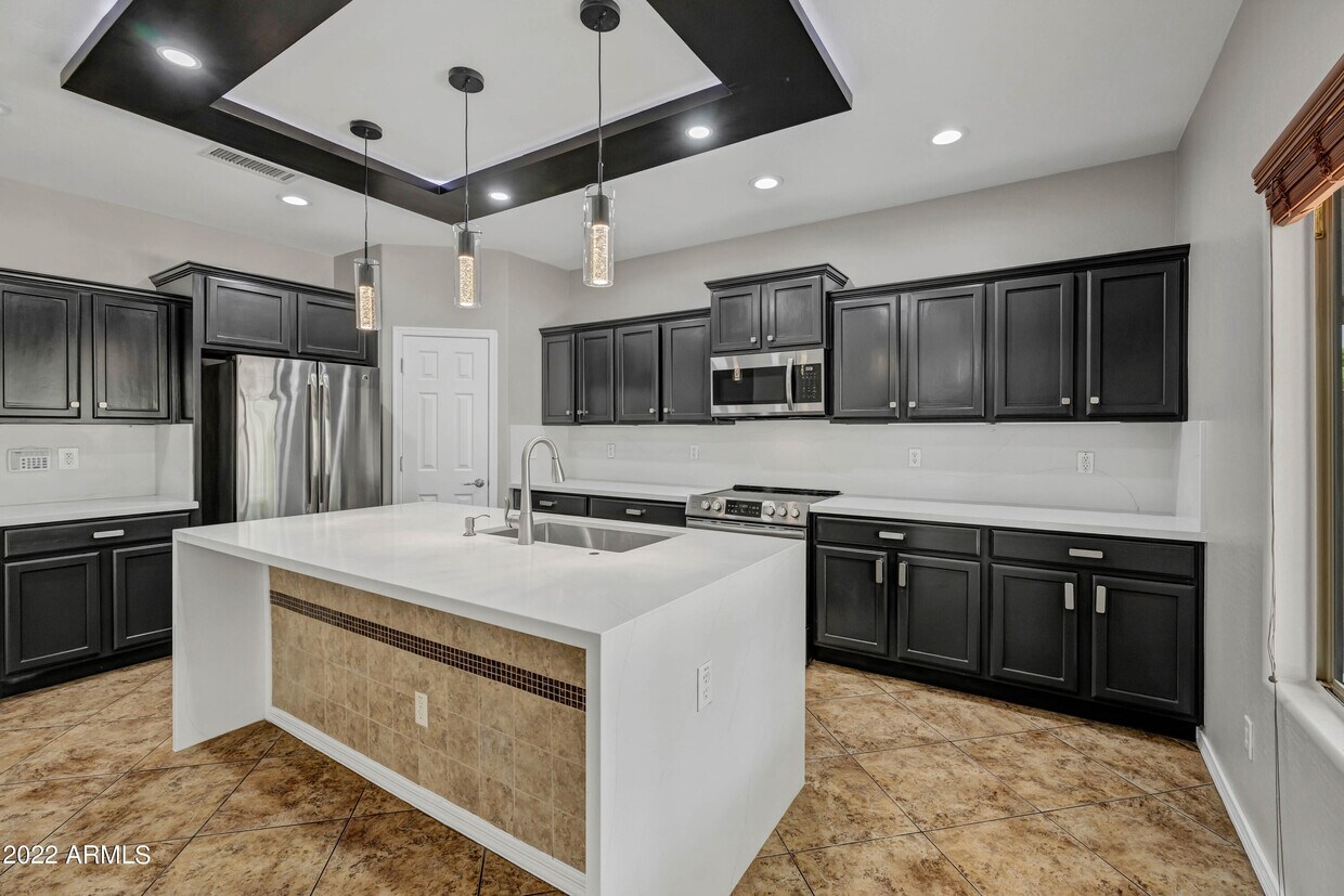 Foto principal - 2142 W Marconi Ave