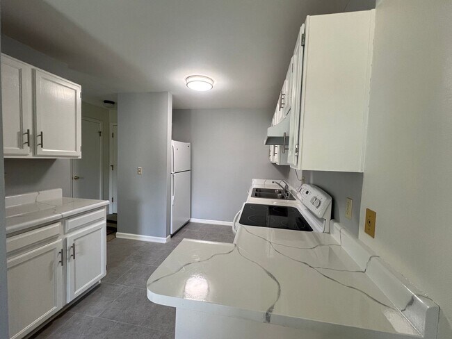 Foto del edificio - 2450 Palmer Park Blvd