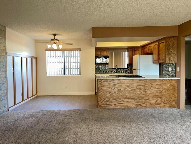 Foto del edificio - 2bed 2bath Gated Community with a Swimming Pool