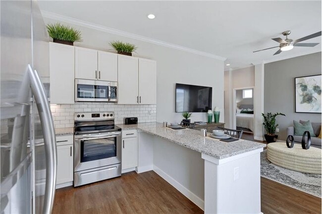 Building Photo - 8524 Creekfield Dr