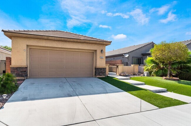 Foto del edificio - 1-story home in the highly sought-after Al...