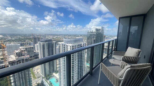 Foto del edificio - 159 NE 6th St