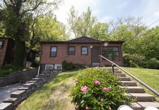 Building Photo - 1804 Sunrise Dr