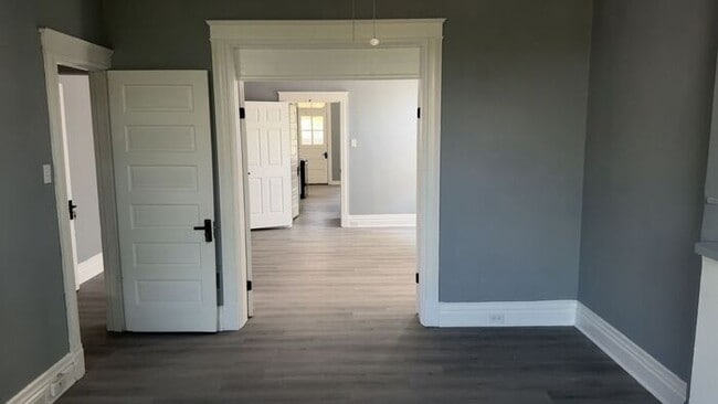 Building Photo - Recently renovated home waiting for new te...