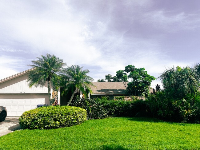 Building Photo - 2970 Pinewood Run