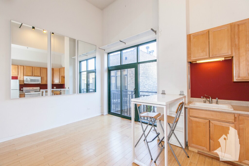 Foto principal - 400 W Ontario St