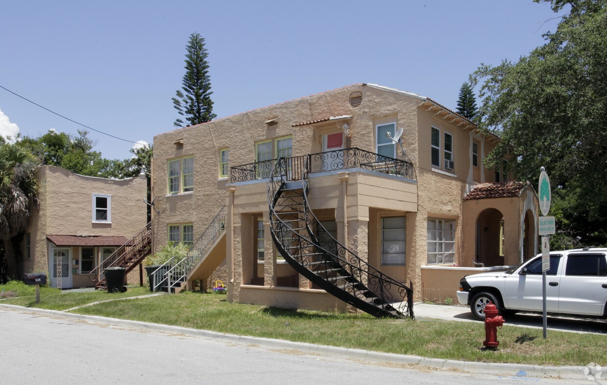 Primary Photo - 535 S 7 St