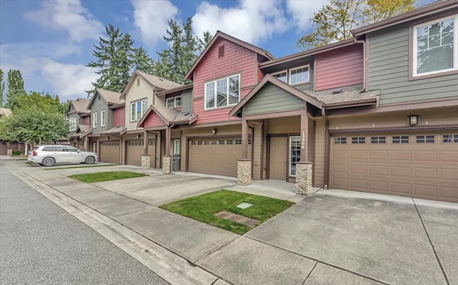 Building Photo - Gorgeous Home in Kirkland!