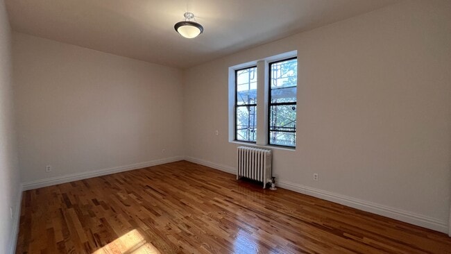 Building Photo - 282 Cabrini Blvd