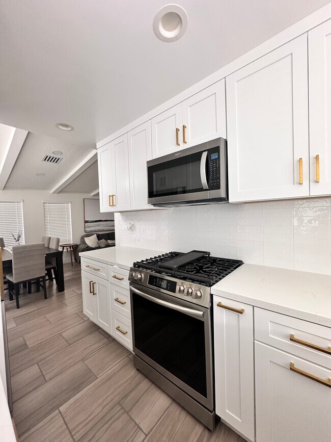 Brand New Appliances - 1919 W Coronet Ave