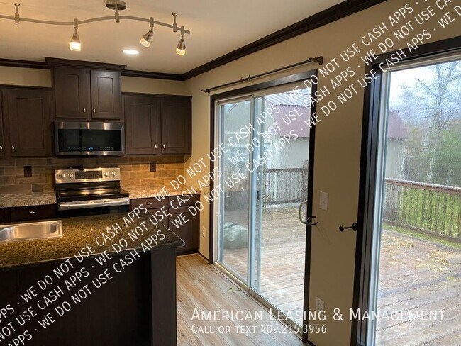 Foto del edificio - 3405 Landrey Ct