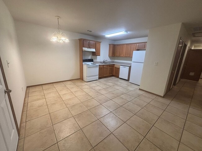 Photo - 305-307 E. Asher Ct. Apartment