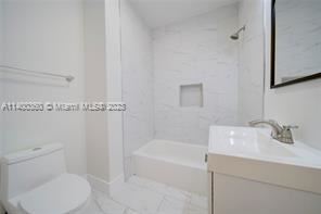 Building Photo - 3 br, 2 bath House - 19 NE 48th St