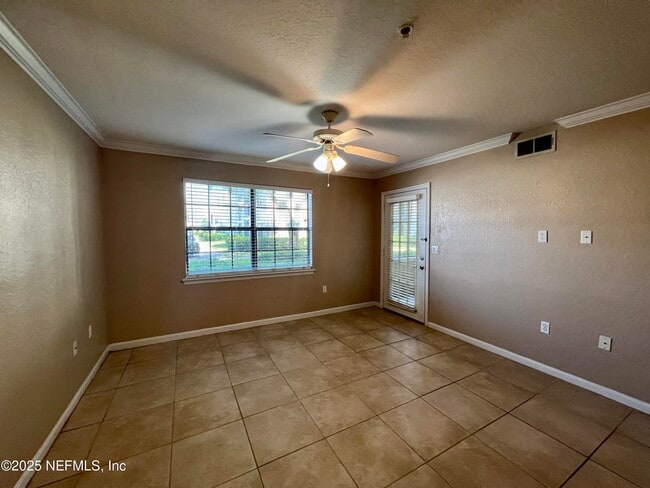 Foto del edificio - 805 Boardwalk Dr