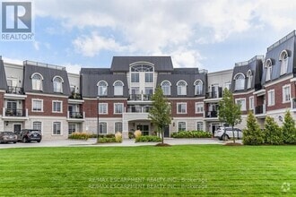 Building Photo - 2300-2300 Upper Middle Rd W