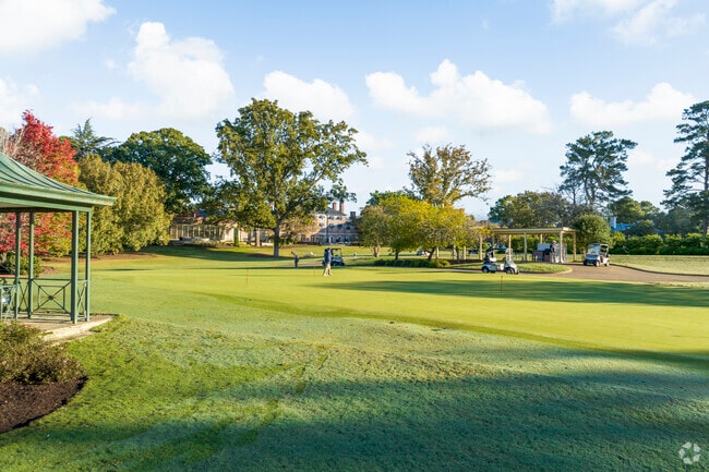 Locals enjoy spending time outdoors at the impressive Golden Horseshoe Golf Club course.