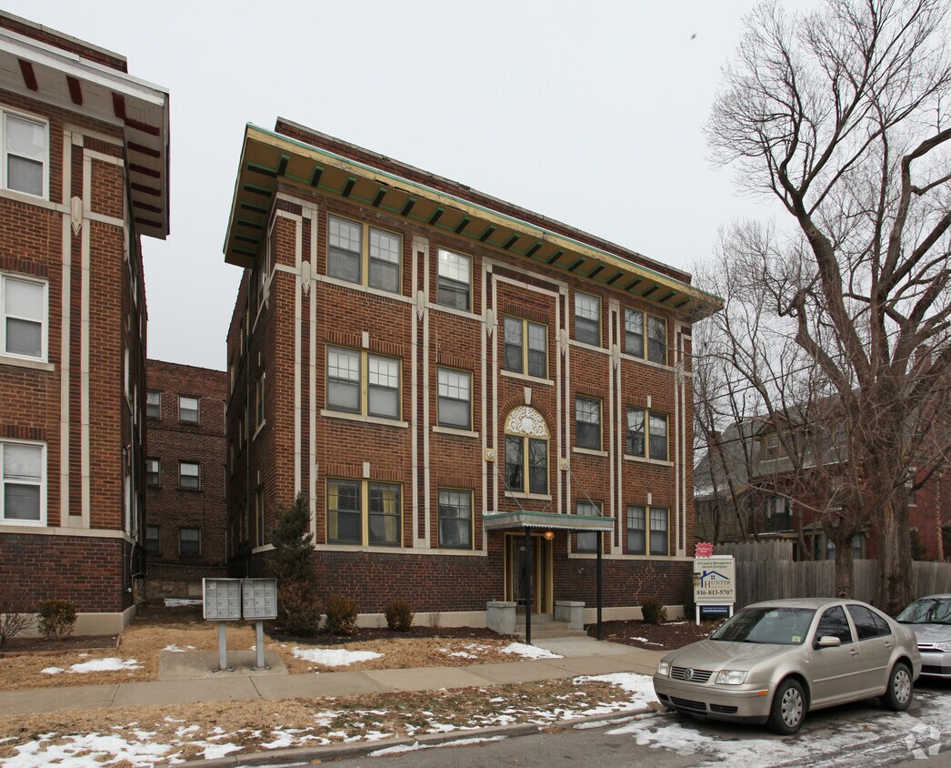Primary Photo - 712 W 37th St