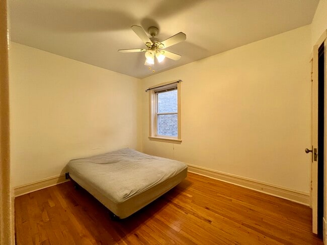 Foto del edificio - 4310 N Mason Ave