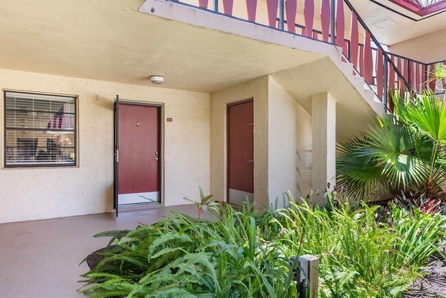 Foto del edificio - 78 Boundary Blvd