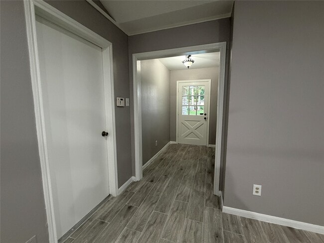 Building Photo - 3815 Avenue R