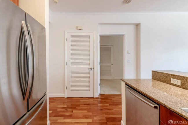 Foto del edificio - 246 2nd St