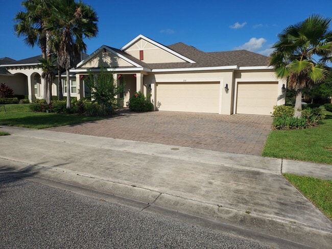 Coming soon!!! BEAUTIFUL 4 BEDROOM 3 BATH ... - Coming soon!!! BEAUTIFUL 4 BEDROOM 3 BATH ... House