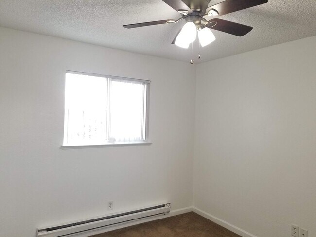 Foto del edificio - 1025 Oak St