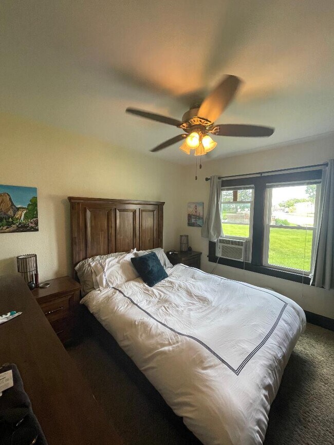 Dormitorio principal - 9025 W Beloit Rd