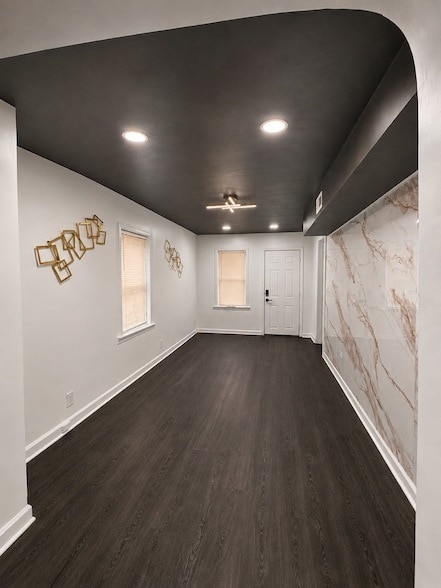 Building Photo - 10327 S Calhoun Ave