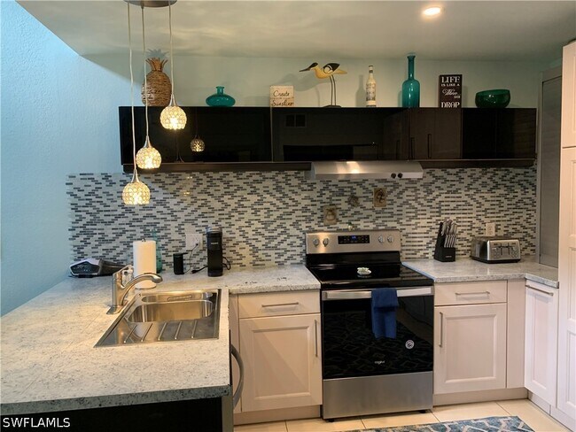 Foto del edificio - 65 Emerald Woods Dr