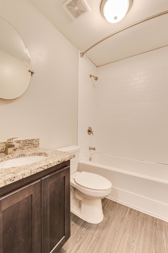 Building Photo - 1111 Westview Dr SW